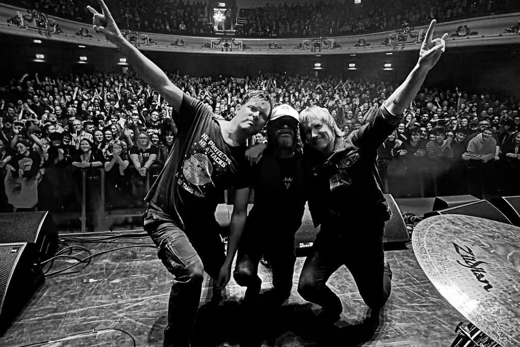 ASH '1977' 30th Anniversary Tour