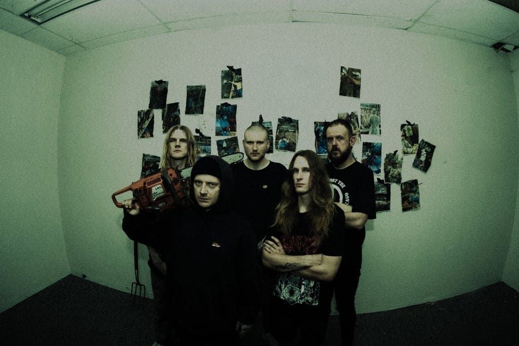 TO THE GRAVE 'NAIL AUSTRALIA TO THE WALLS' with NO CURE (USA) & ALGOR MORTIS