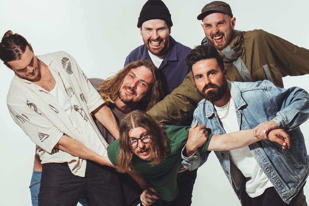 Winston Surfshirt (live) + Tentendo + Hannah Donnelly
