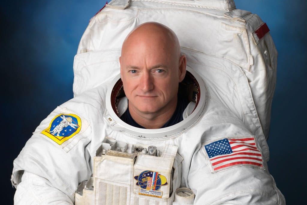Captain Scott Kelly - The Sky Is Not The Limit poster